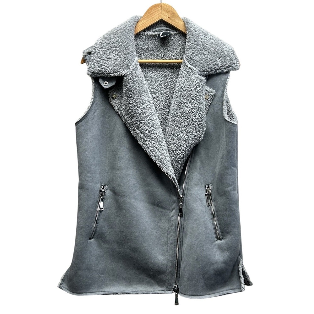 LT Love Token‎ Gray Faux Suede Fleece Vest L Asymmetrical Zip Soft Warm
